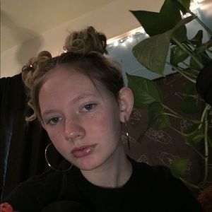 Meet your Posher, Isabella